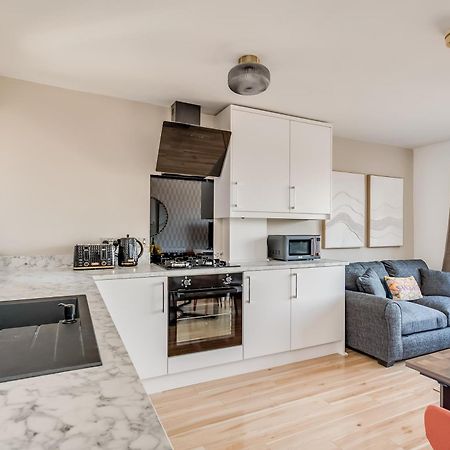 Central Belfast Apartments Queen'S Hideaway Exteriör bild