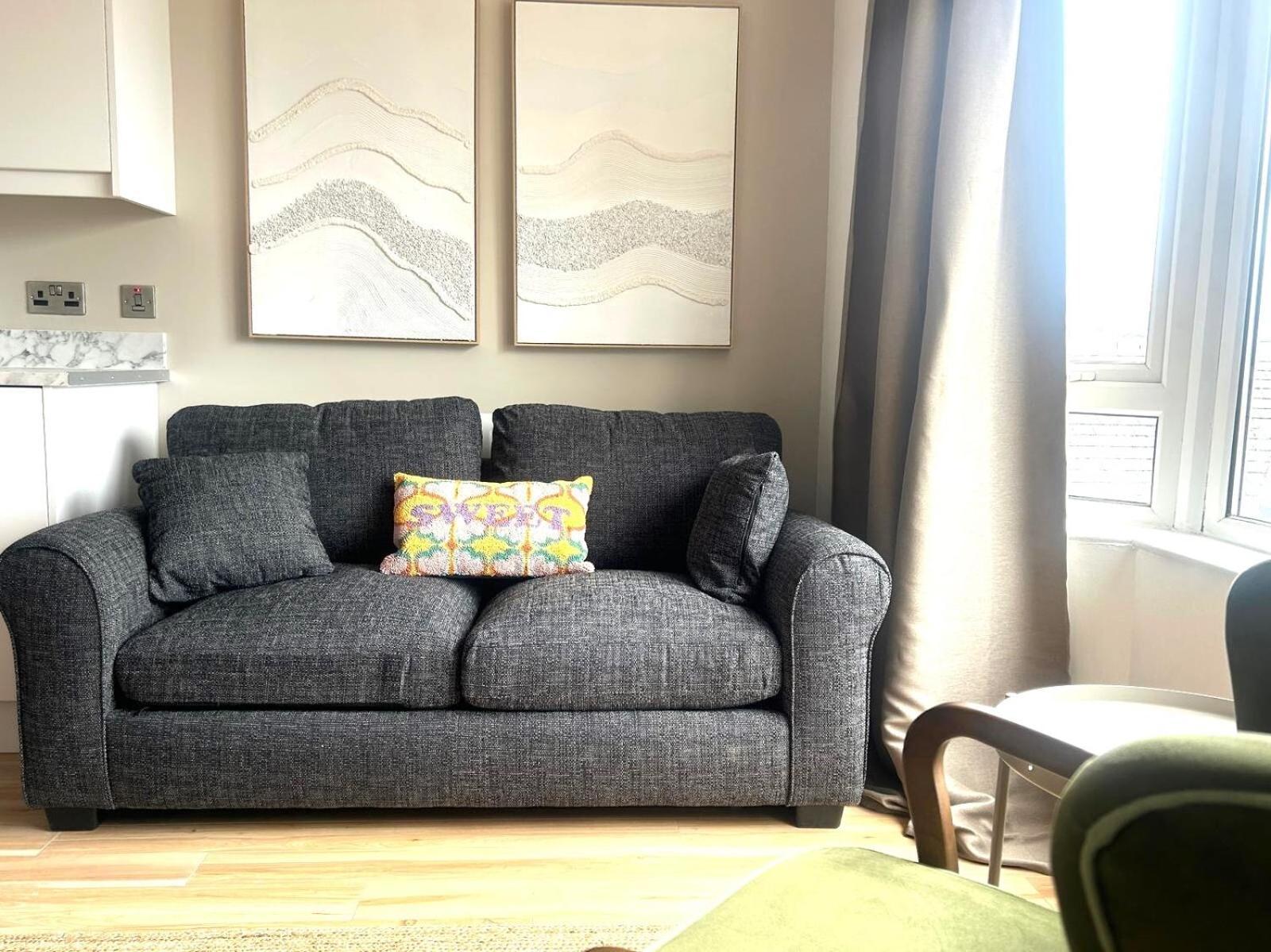 Central Belfast Apartments Queen'S Hideaway Exteriör bild