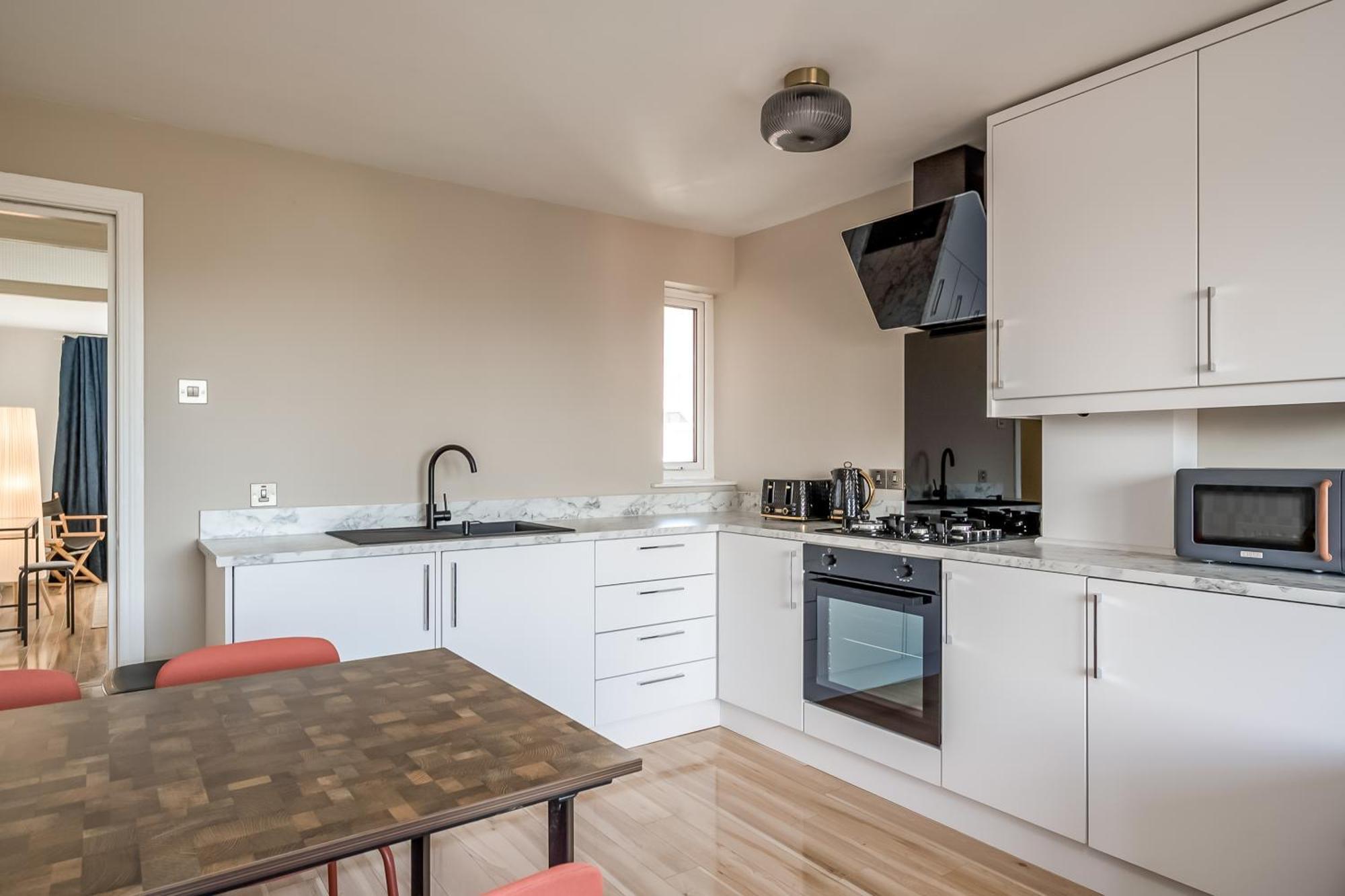 Central Belfast Apartments Queen'S Hideaway Exteriör bild