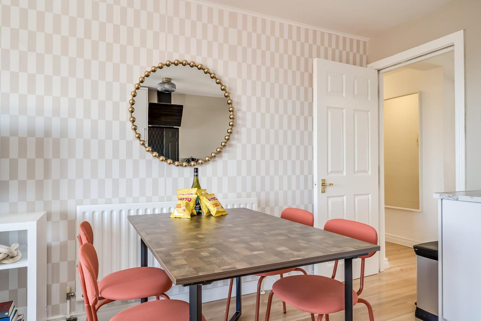 Central Belfast Apartments Queen'S Hideaway Exteriör bild